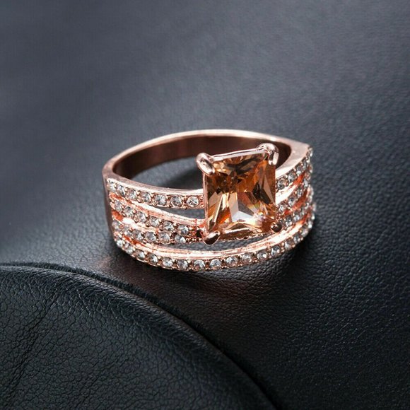 NWOT Rose Gold Morganite Ring - Picture 10 of 14